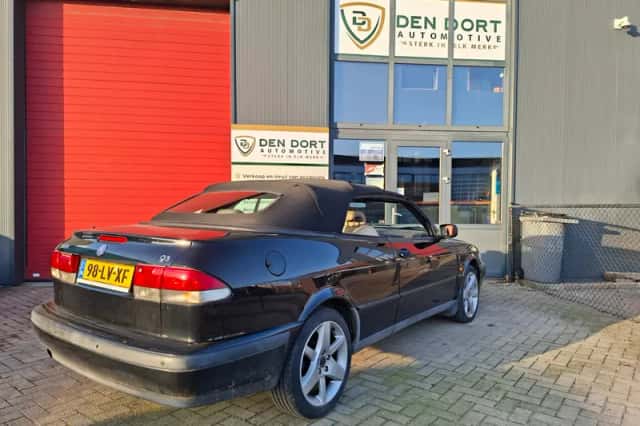 Saab 9-3 (2000) thumbnail 4