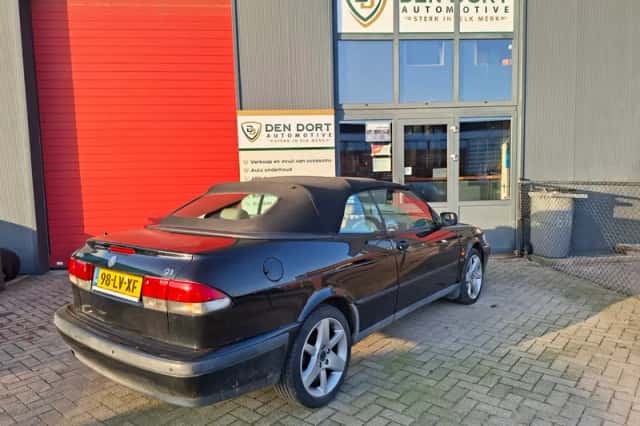 Saab 9-3 (2000) thumbnail 5
