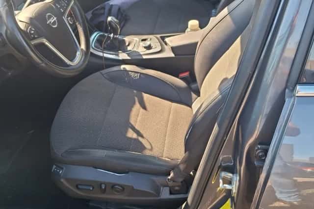 Opel Insignia (2012) thumbnail 6