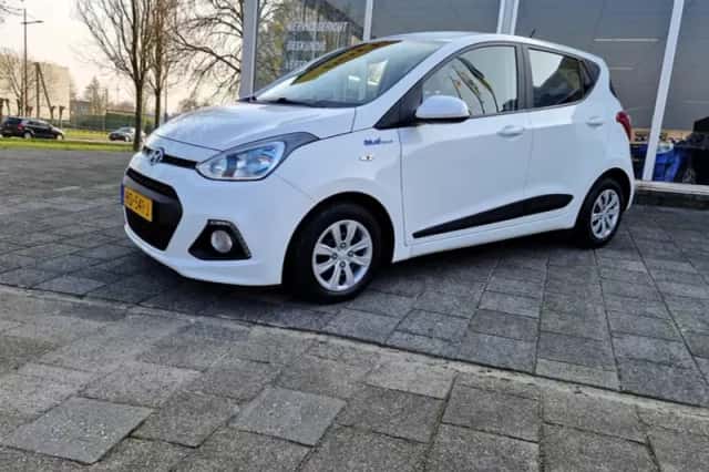 Hyundai i10 (2015) thumbnail 4
