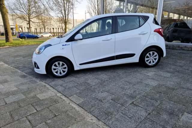 Hyundai i10 (2015) thumbnail 6