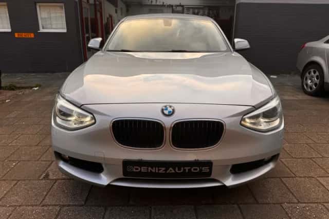 BMW 1-Serie (2012) thumbnail 2