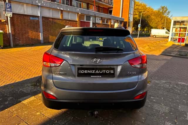 Hyundai ix35 (2013) thumbnail 3
