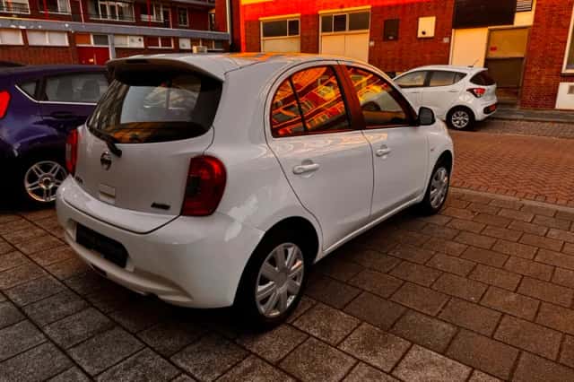 Nissan Micra (2014) thumbnail 6