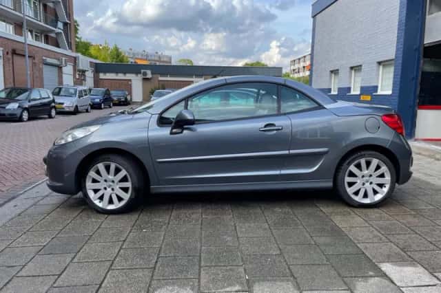 Peugeot 207 (2009) thumbnail 3