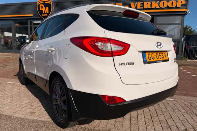 Hyundai ix35 (2015) thumbnail 5