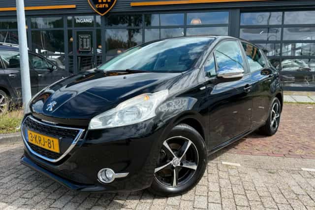 Peugeot 208 (2013) thumbnail 3