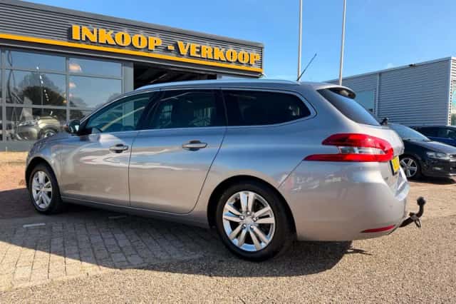 Peugeot 308 (2017) thumbnail 5