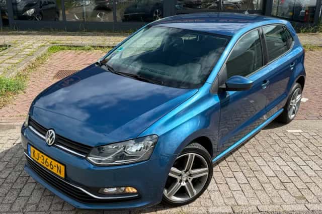 Volkswagen Polo (2016) thumbnail 4