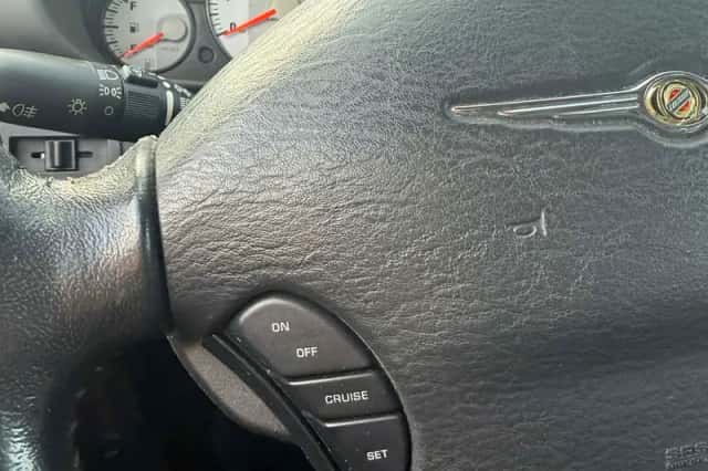 Chrysler Sebring (2005) thumbnail 5