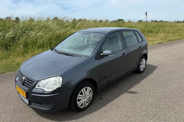 Volkswagen Polo (2006) thumbnail 6