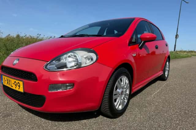 Fiat Punto Evo (2014) thumbnail 2