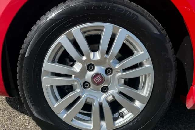 Fiat Punto Evo (2014) thumbnail 3