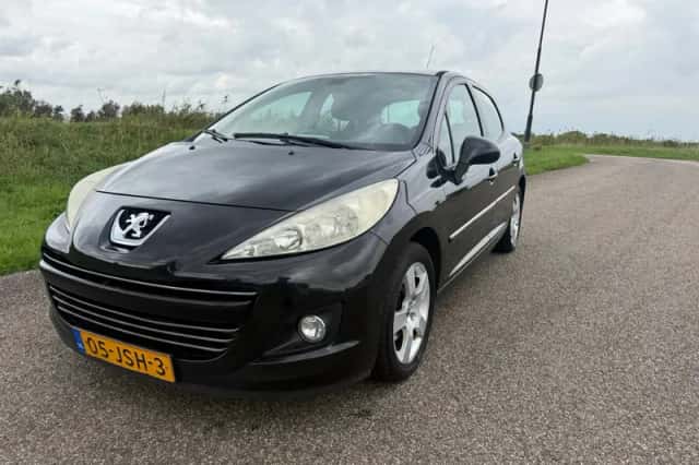 Peugeot 207 (2009) thumbnail 2