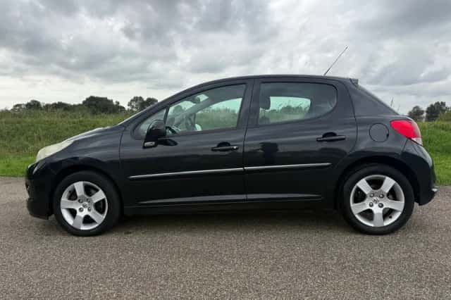 Peugeot 207 (2009) thumbnail 4