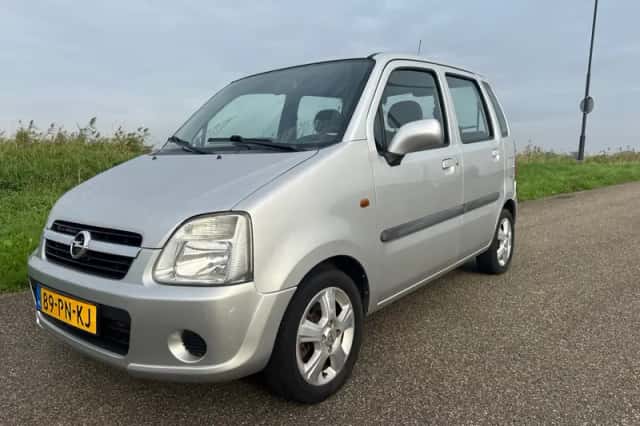 Opel Agila (2004) thumbnail 3
