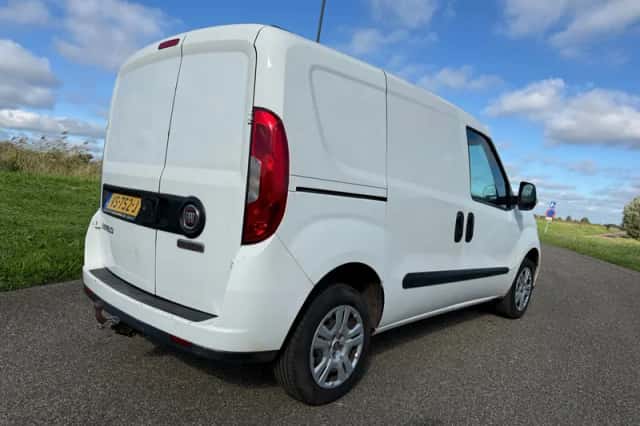 Fiat Doblò Cargo (2015) thumbnail 5