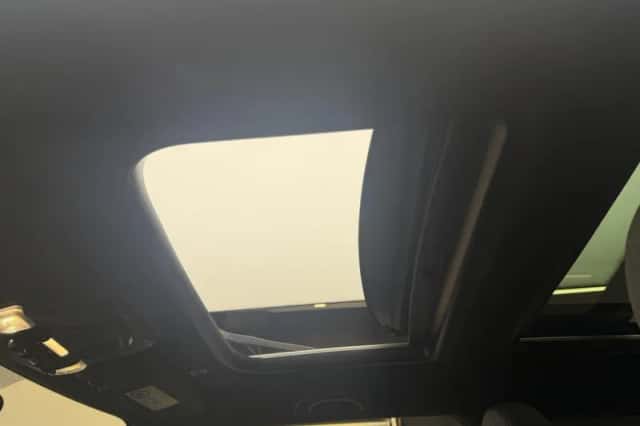 MINI Cooper (2021) thumbnail 4
