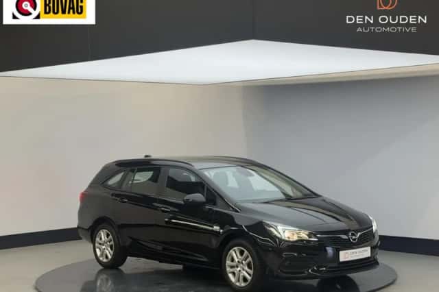 Opel Astra (2022) thumbnail 1
