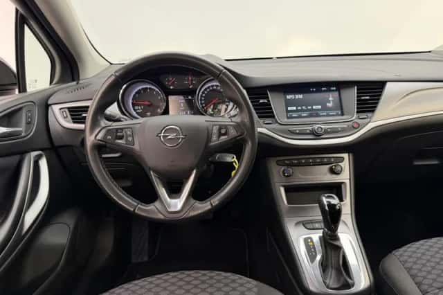 Opel Astra (2022) thumbnail 4