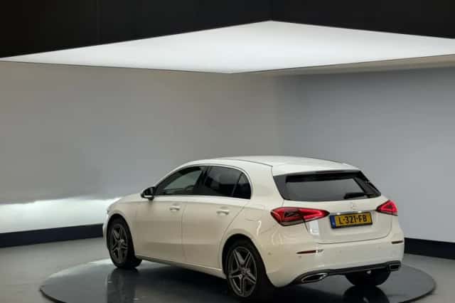 Mercedes-Benz A-Klasse (2019) thumbnail 2