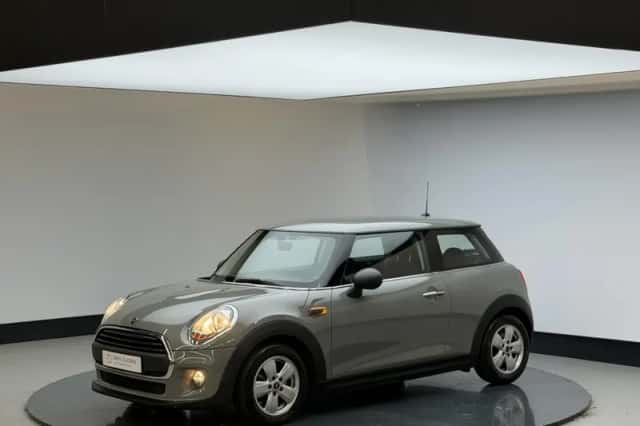 MINI One (2017) thumbnail 6