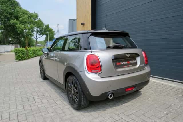 MINI Cooper (2018) thumbnail 5