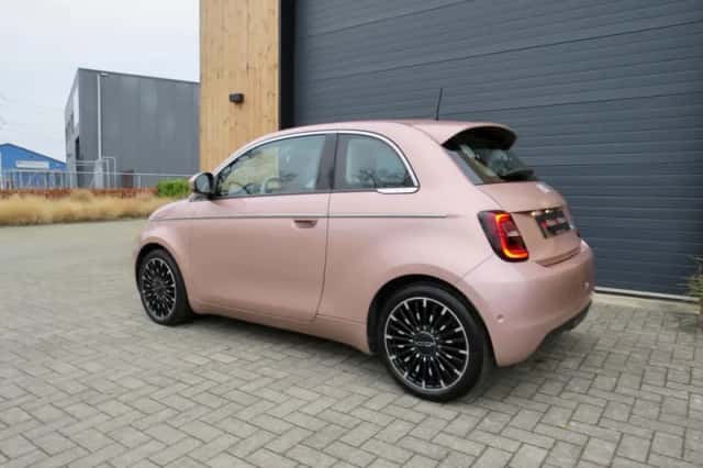 Fiat 500e (2021) thumbnail 5
