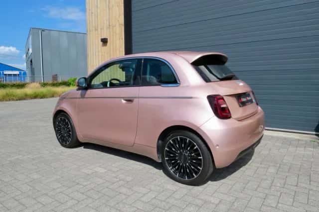 Fiat 500 (2024) thumbnail 5