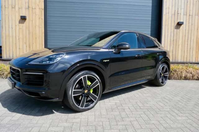 Porsche Cayenne Coupé (2021) thumbnail 1