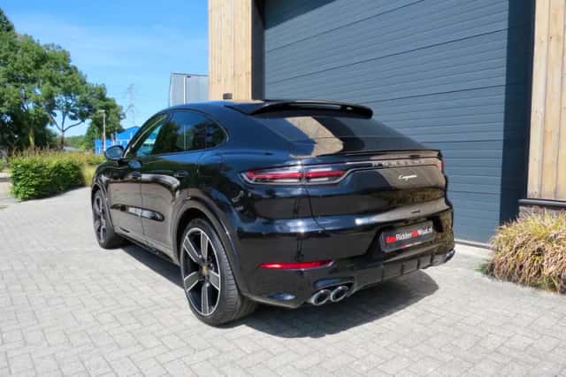 Porsche Cayenne Coupé (2021) thumbnail 6
