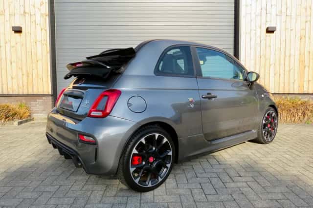 Abarth 500 C (2017) thumbnail 1