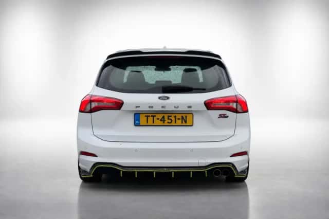 Ford Focus (2018) thumbnail 6