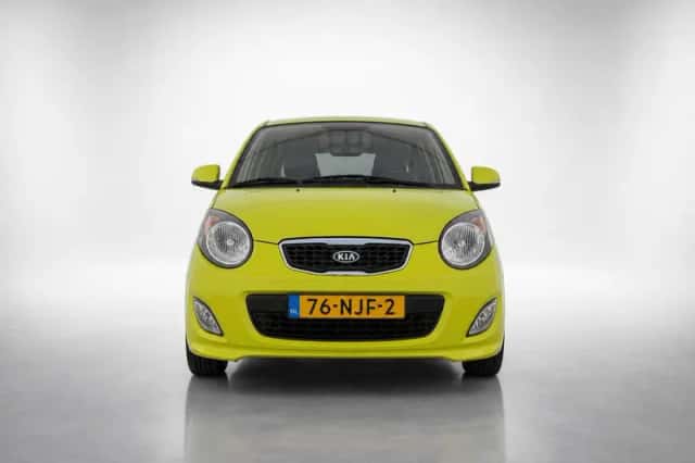 Kia Picanto (2010) thumbnail 2