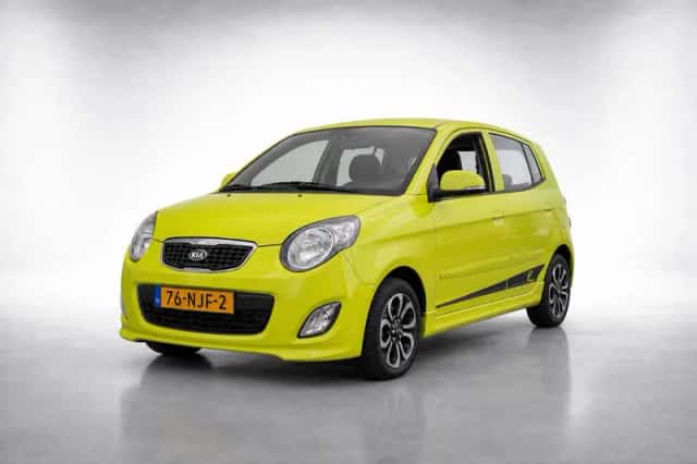 Kia Picanto (2010) thumbnail 3