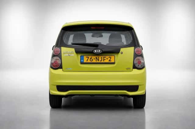 Kia Picanto (2010) thumbnail 6