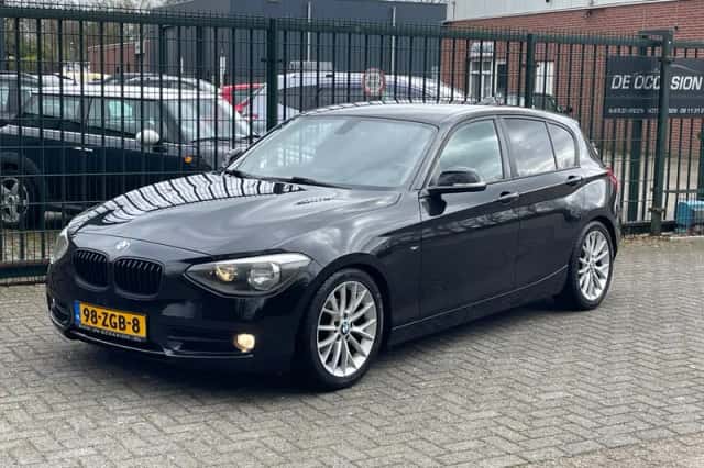 BMW 1-Serie (2012) thumbnail 1