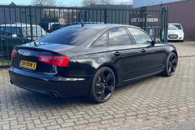Audi A6 (2012) thumbnail 3