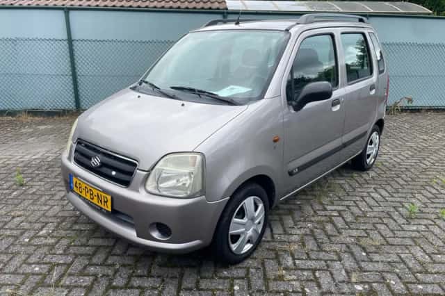Suzuki Wagon R+ (2004) thumbnail 1