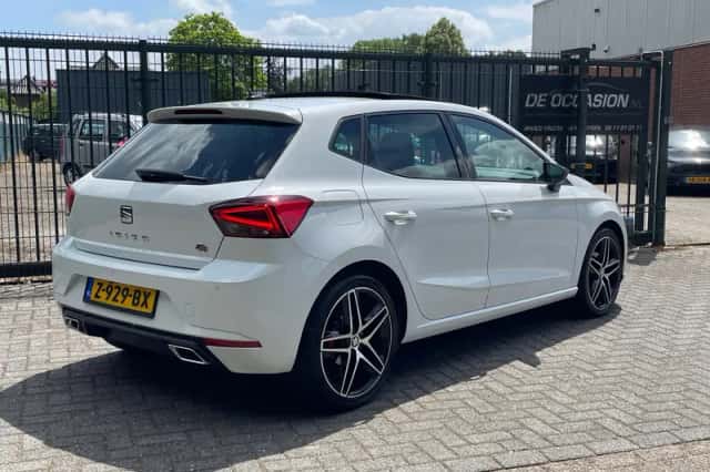 SEAT Ibiza (2020) thumbnail 4