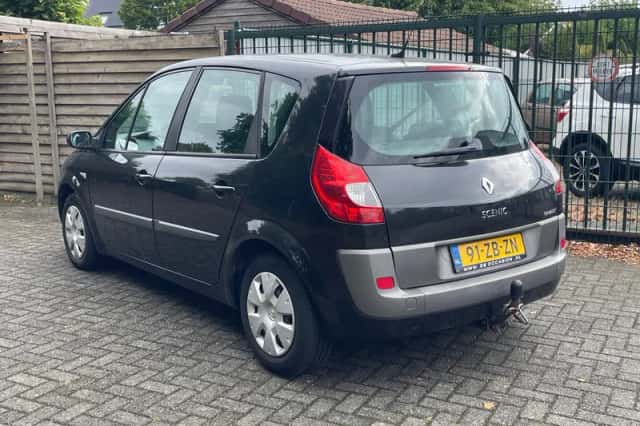 Renault Scénic (2007) thumbnail 3