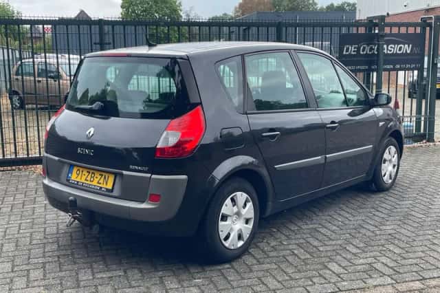 Renault Scénic (2007) thumbnail 6