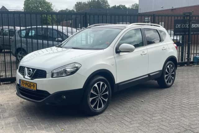 Nissan Qashqai (2011) thumbnail 1