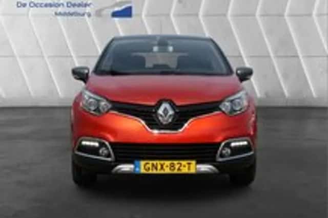 Renault Captur (2015) thumbnail 3