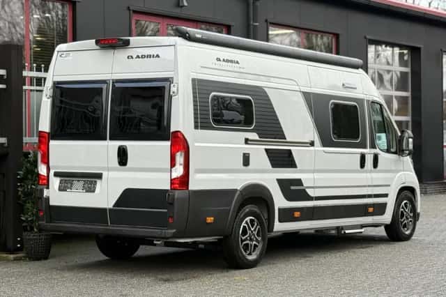 Adria Twin (2026) thumbnail 5
