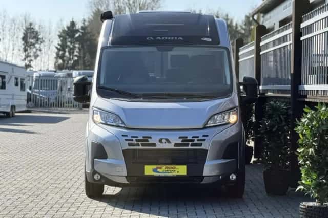 Adria Twin (2026) thumbnail 3