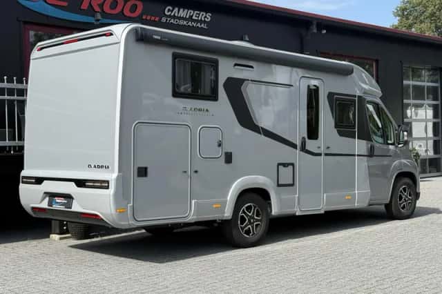 Adria Compact (2027) thumbnail 5