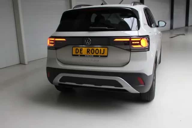 Volkswagen T-Cross (2025) thumbnail 4