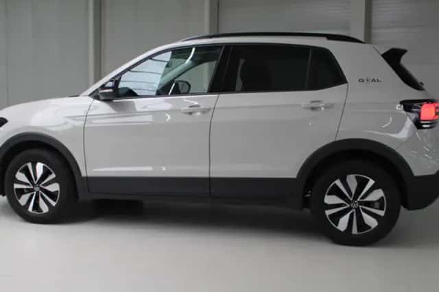 Volkswagen T-Cross (2025) thumbnail 4