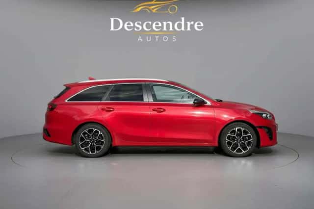 Kia Ceed Sportswagon (2023) thumbnail 6